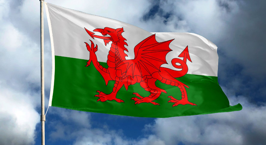 Welsh-flag-with-sky-LR-1100-600